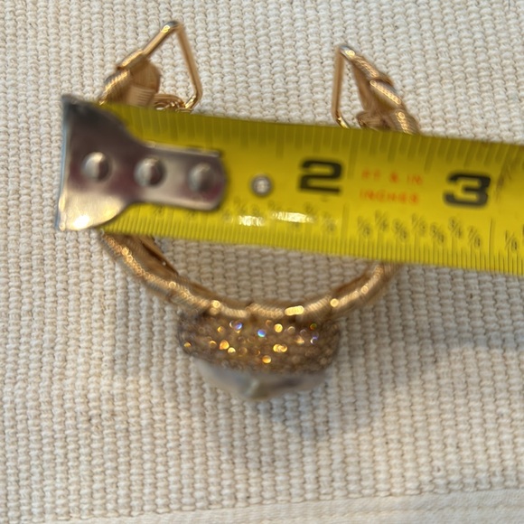 Cuff Bracelet - Picture 11 of 12